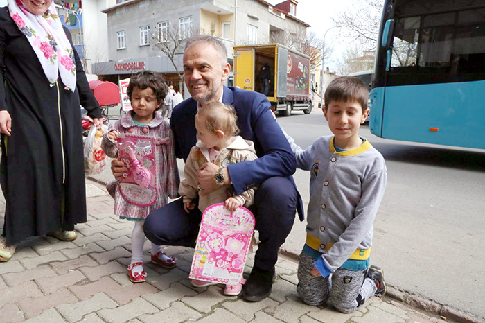 Sokak sokak Aydınlar Mahallesi'ne ziyaret