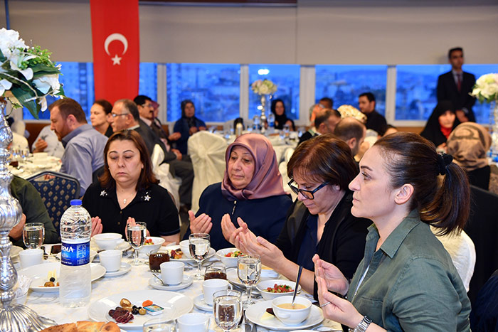 Maltepe Kaymakamlığından şehit ve gazi yakınlarına iftar