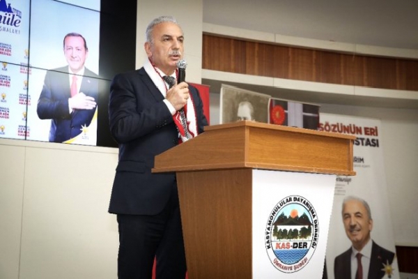 İsmet Yıldırım Ümraniye'de ‘Gönülden Gönüle’ programına katıldı