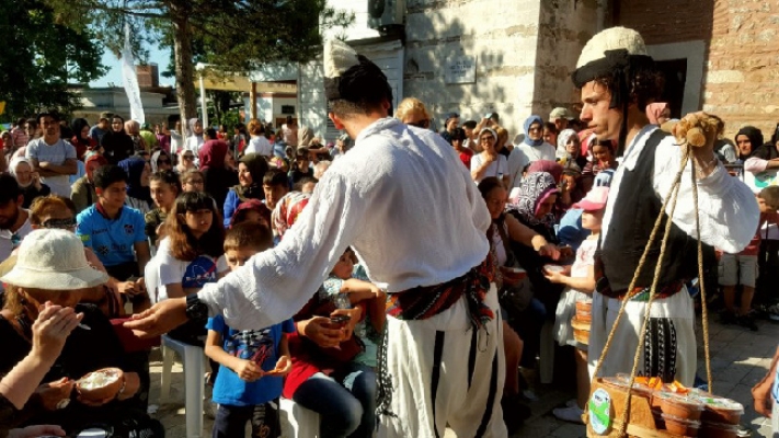 Tarihi Kanlıca Yoğurt Festivali İstanbulluları Buluşturdu