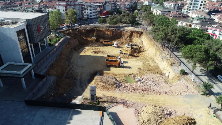 Ümraniye’ye Zemin Altı Katlı Otopark